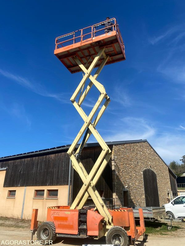 Nacelle JLG 3394RT - Ножична работна платформа: снимка 3 Nacelle JLG 3394RT - Ножична работна платформа: снимка 3