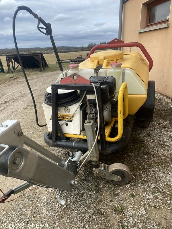 Nettoyeur haute-pression Diesel sur remorque BRENDON BB1000 - Водоструйка: снимка 1 Nettoyeur haute-pression Diesel sur remorque BRENDON BB1000 - Водоструйка: снимка 1