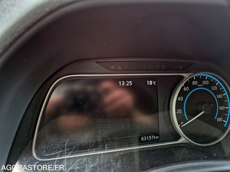 Nissan Leaf 63985 kms FF832TW 2019 - Лек автомобил: снимка 4 Nissan Leaf 63985 kms FF832TW 2019 - Лек автомобил: снимка 4