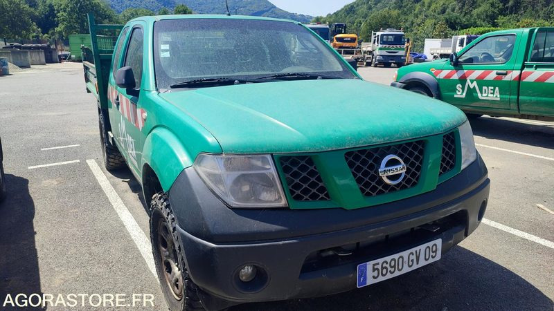 Nissan Pick-up Benne - Бордови бус: снимка 4 Nissan Pick-up Benne - Бордови бус: снимка 4