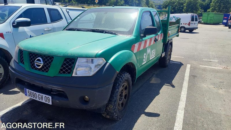 Nissan Pick-up Benne - Бордови бус: снимка 2 Nissan Pick-up Benne - Бордови бус: снимка 2