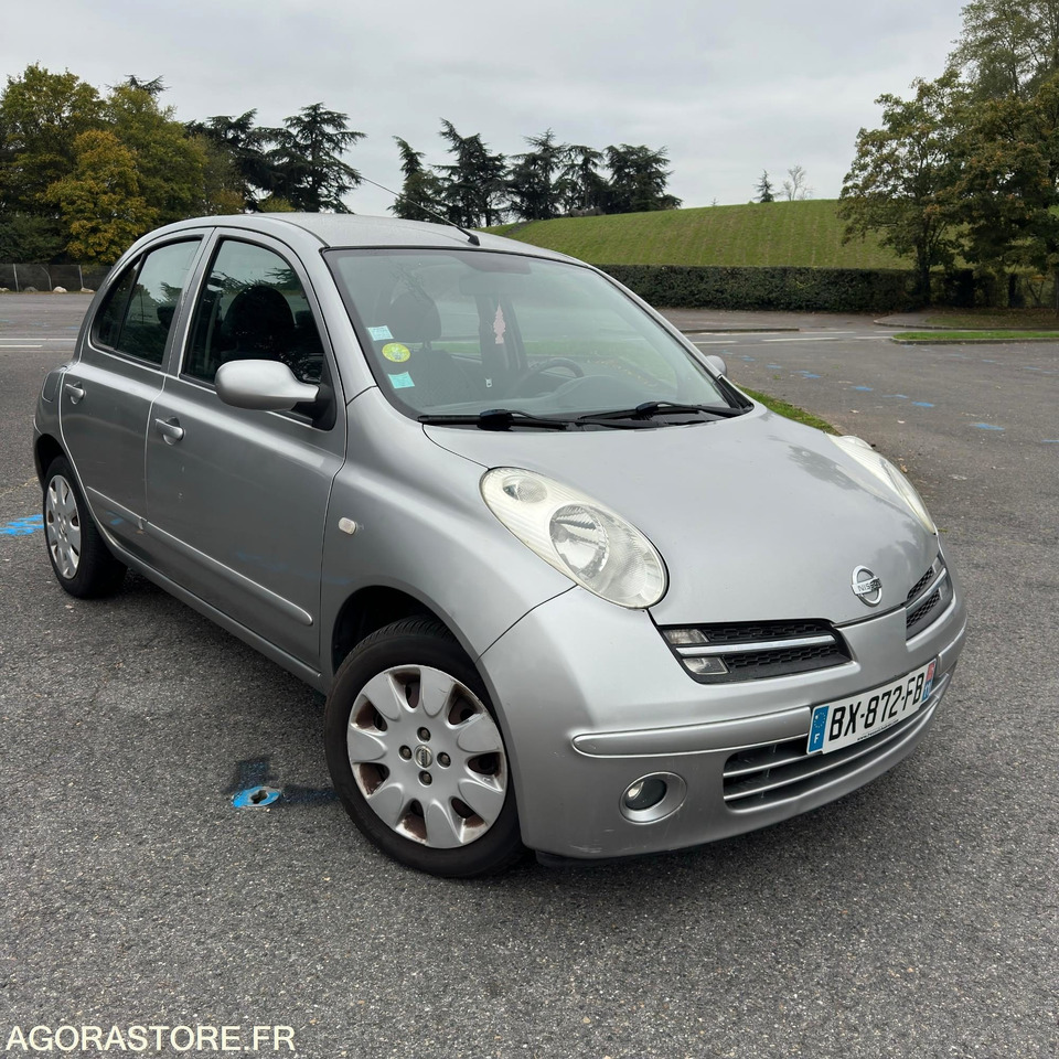 Nissan micra 1.2i - Лек автомобил: снимка 1 Nissan micra 1.2i - Лек автомобил: снимка 1