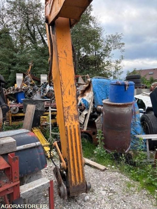 PELLE A CHENILLES HYUNDAI ROBEX 130LCD-3 2000 100083 HEURES - Багер: снимка 2 PELLE A CHENILLES HYUNDAI ROBEX 130LCD-3 2000 100083 HEURES - Багер: снимка 2