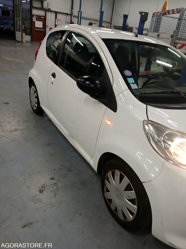 PEUGEOT 107 - 2008 - 142642 KM - Лек автомобил: снимка 2 PEUGEOT 107 - 2008 - 142642 KM - Лек автомобил: снимка 2