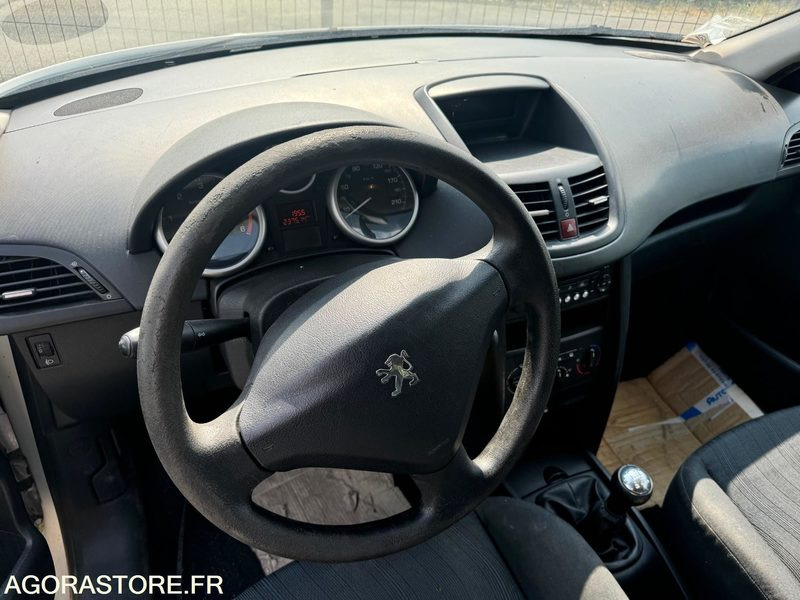PEUGEOT 207 1.4 HDI STE - Лек автомобил: снимка 5 PEUGEOT 207 1.4 HDI STE - Лек автомобил: снимка 5