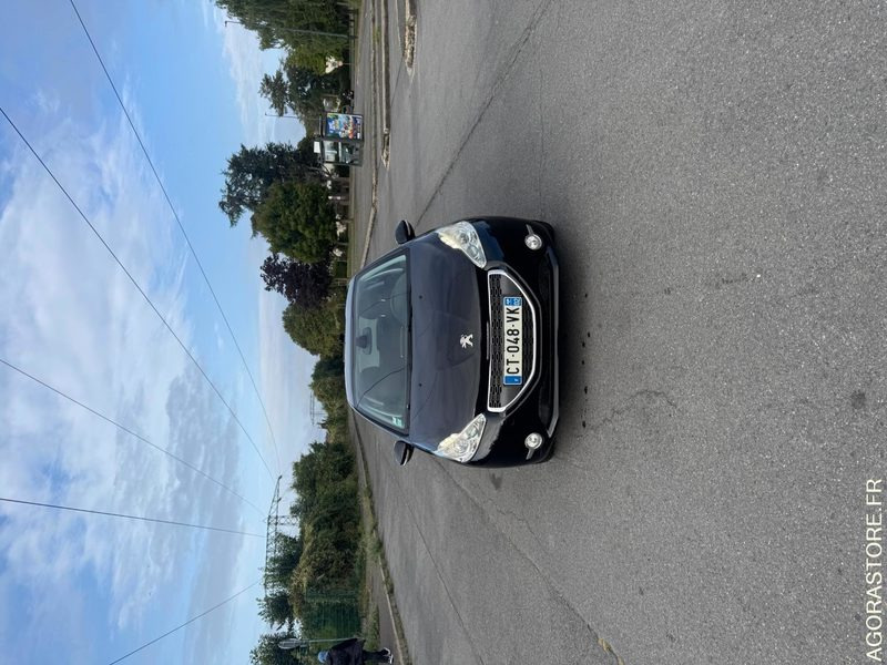 PEUGEOT 208 1.4 HDI ALLURE 197 000 KM - Лек автомобил: снимка 1 PEUGEOT 208 1.4 HDI ALLURE 197 000 KM - Лек автомобил: снимка 1