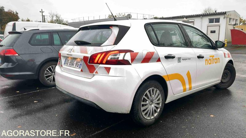 PEUGEOT 308 - 2015 - 142861KM - DQ894VG - Лек автомобил: снимка 4 PEUGEOT 308 - 2015 - 142861KM - DQ894VG - Лек автомобил: снимка 4