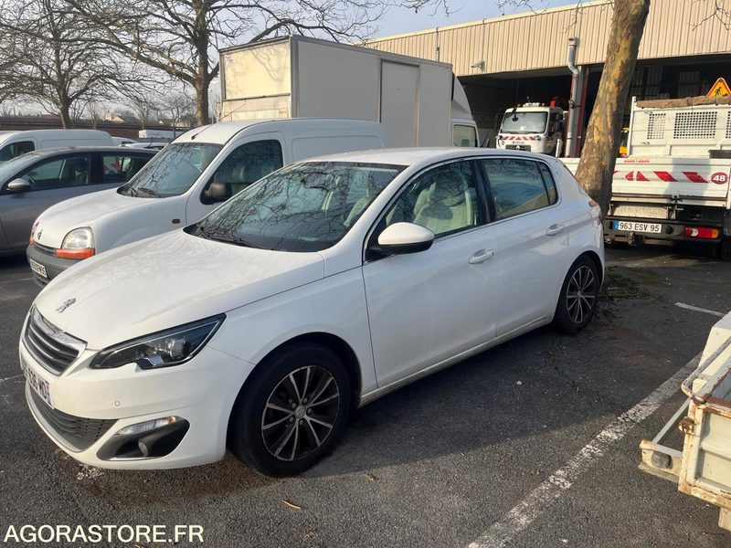 PEUGEOT 308 ESSENCE 130000 kms 2016 - Лек автомобил: снимка 2 PEUGEOT 308 ESSENCE 130000 kms 2016 - Лек автомобил: снимка 2