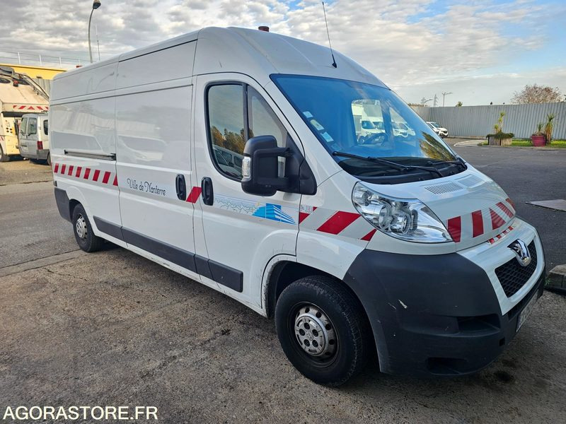 PEUGEOT BOXER - 2013 - 65748KM - CX252KC - Товарен бус: снимка 2 PEUGEOT BOXER - 2013 - 65748KM - CX252KC - Товарен бус: снимка 2