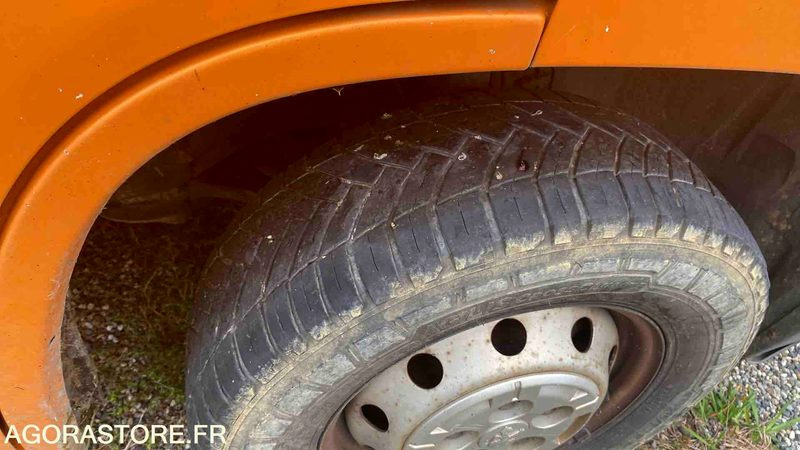 PEUGEOT BOXER 4X4 DANGEL - 2011 - 155041 KM - Товарен бус: снимка 5 PEUGEOT BOXER 4X4 DANGEL - 2011 - 155041 KM - Товарен бус: снимка 5