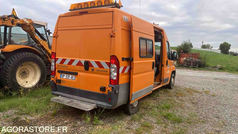 PEUGEOT BOXER 4X4 DANGEL - 2011 - 155041 KM - Товарен бус: снимка 4 PEUGEOT BOXER 4X4 DANGEL - 2011 - 155041 KM - Товарен бус: снимка 4