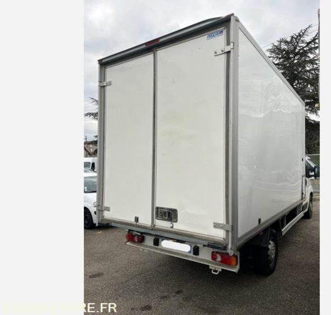 PEUGEOT BOXER CAISSE 20M3 130CV - 2019 - 147 000km - Товарен бус: снимка 4 PEUGEOT BOXER CAISSE 20M3 130CV - 2019 - 147 000km - Товарен бус: снимка 4