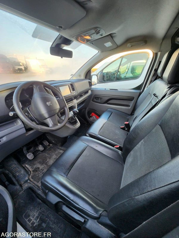 PEUGEOT EXPERT 1.5 BLUEHDI 120 - 2021 - 182104 km - Товарен бус: снимка 4 PEUGEOT EXPERT 1.5 BLUEHDI 120 - 2021 - 182104 km - Товарен бус: снимка 4
