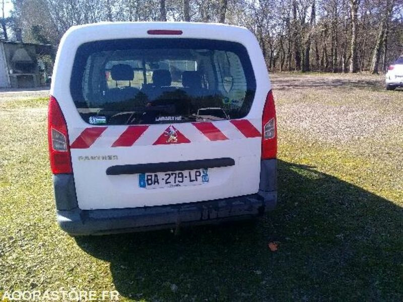 PEUGEOT Partner - 218886km - 2010 - Малък ван: снимка 2 PEUGEOT Partner - 218886km - 2010 - Малък ван: снимка 2