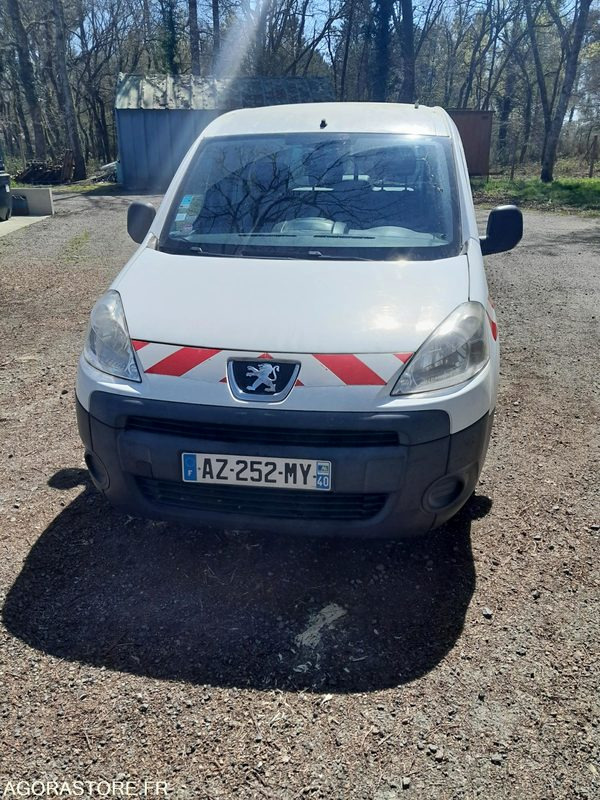 PEUGEOT Partner 3pl - 259140km - 2010 - Малък ван: снимка 1 PEUGEOT Partner 3pl - 259140km - 2010 - Малък ван: снимка 1