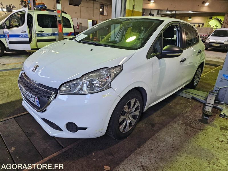 Peugeot 208 - 2014 - 120117kms - DK 618 CZ - Лек автомобил: снимка 1 Peugeot 208 - 2014 - 120117kms - DK 618 CZ - Лек автомобил: снимка 1