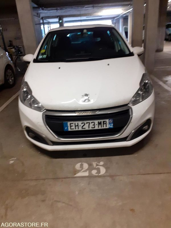 Peugeot 208 - 2016 - 225495 kms - Лек автомобил: снимка 4 Peugeot 208 - 2016 - 225495 kms - Лек автомобил: снимка 4