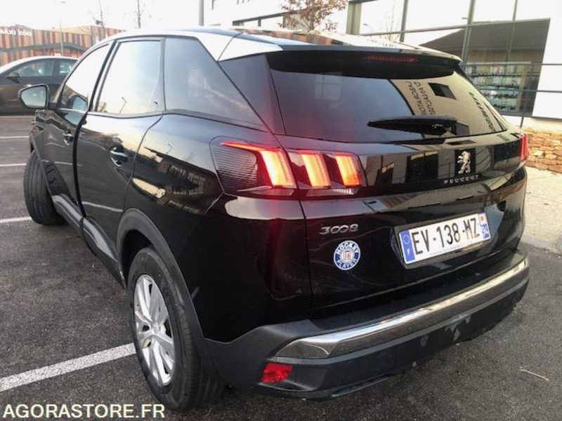 Peugeot 3008 BlueHdi 120 S&S Allure Business BOITE AUTO EAT8 - Courroie faite - Лек автомобил: снимка 4 Peugeot 3008 BlueHdi 120 S&S Allure Business BOITE AUTO EAT8 - Courroie faite - Лек автомобил: снимка 4