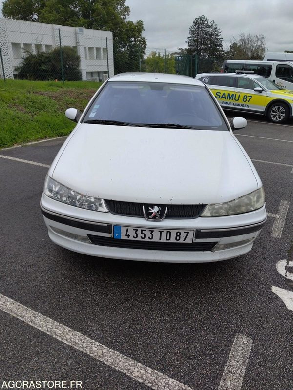 Peugeot 406 st pack sport break 2.2 essence 16v 160cv - Комби: снимка 1 Peugeot 406 st pack sport break 2.2 essence 16v 160cv - Комби: снимка 1