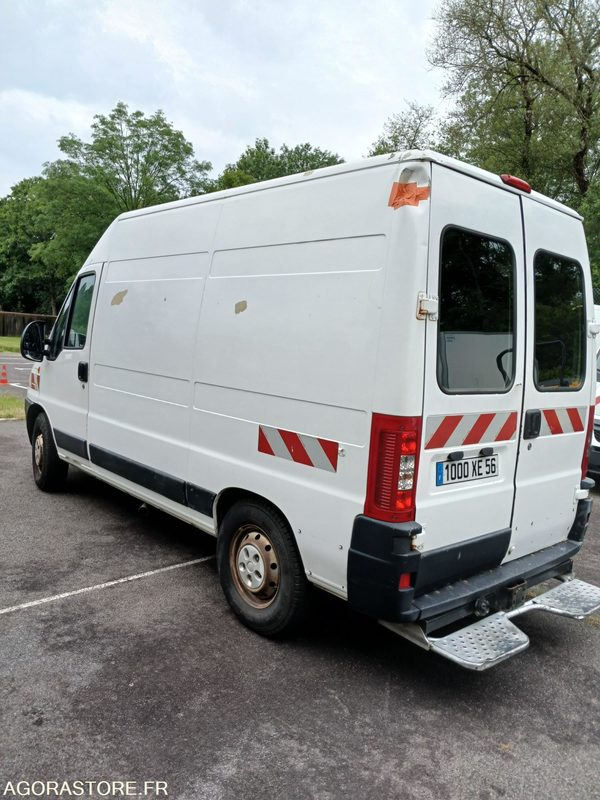 Peugeot Boxer (51802) - Товарен бус: снимка 2 Peugeot Boxer (51802) - Товарен бус: снимка 2