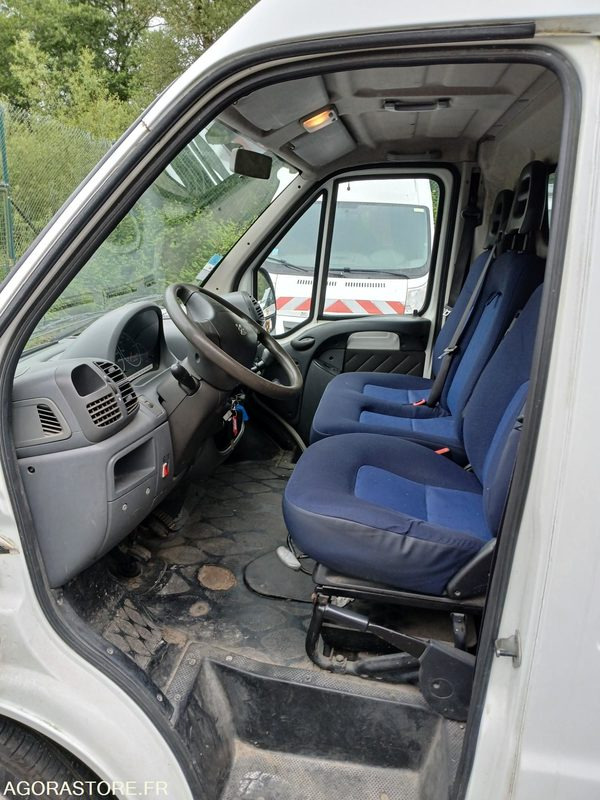 Peugeot Boxer (51802) - Товарен бус: снимка 4 Peugeot Boxer (51802) - Товарен бус: снимка 4