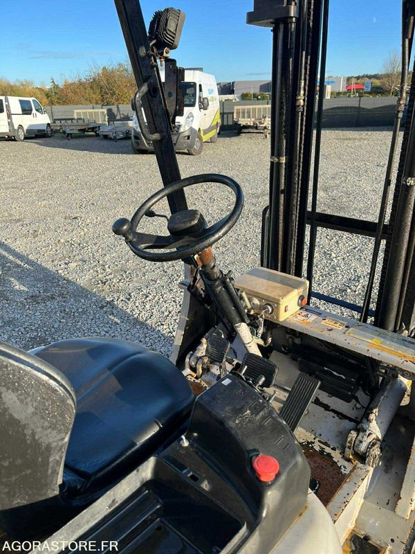 Caterpillar chariot élévateur diesel - Подемно-транспортна техника: снимка 5 Caterpillar chariot élévateur diesel - Подемно-транспортна техника: снимка 5