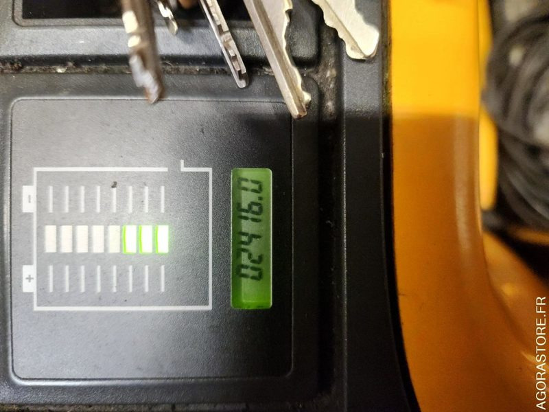 JUNGHIENRICH EJC 110 2500MM - Подемно-транспортна техника: снимка 2 JUNGHIENRICH EJC 110 2500MM - Подемно-транспортна техника: снимка 2