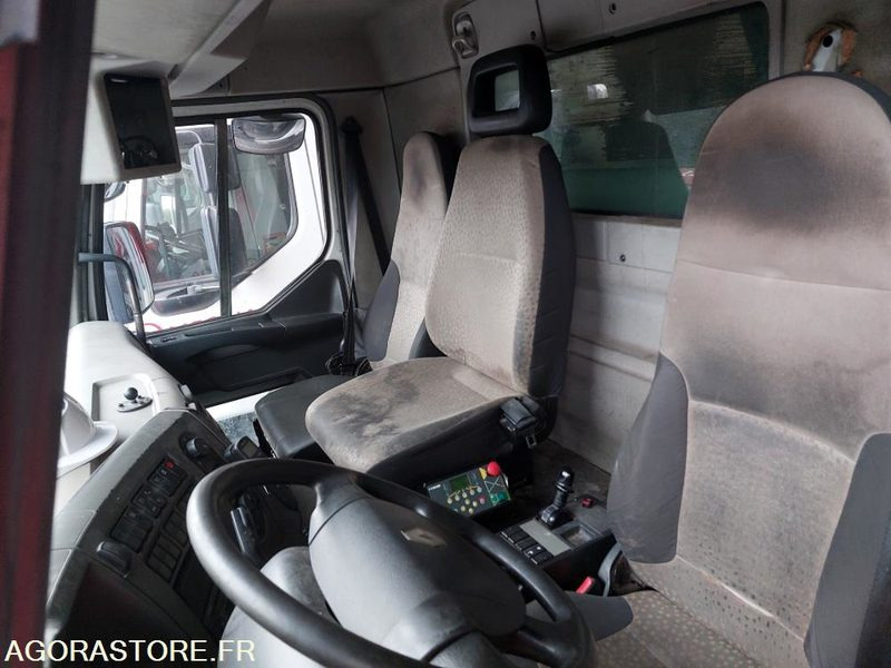 Лизинг на RENAULT - BOM Premium - 2008 / 412 258 km - DW-892-SD (BARA - R51651) RENAULT - BOM Premium - 2008 / 412 258 km - DW-892-SD (BARA - R51651): снимка 8 Лизинг на RENAULT - BOM Premium - 2008 / 412 258 km - DW-892-SD (BARA - R51651) RENAULT - BOM Premium - 2008 / 412 258 km - DW-892-SD (BARA - R51651): снимка 8