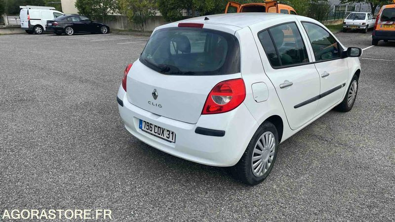 RENAULT CLIO - 2008 - 171835 KM - Лек автомобил: снимка 4 RENAULT CLIO - 2008 - 171835 KM - Лек автомобил: снимка 4