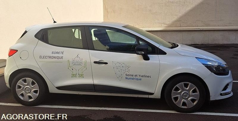 RENAULT - CLIO - 2018 - 79 000 KM - Лек автомобил: снимка 4 RENAULT - CLIO - 2018 - 79 000 KM - Лек автомобил: снимка 4