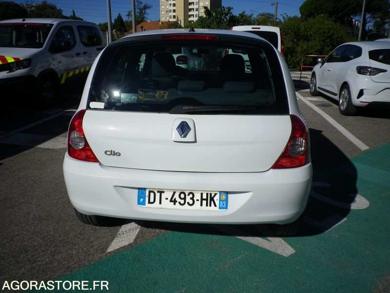 RENAULT CLIO CAMPUS ESSENCE 1.2 16V - Лек автомобил: снимка 4 RENAULT CLIO CAMPUS ESSENCE 1.2 16V - Лек автомобил: снимка 4