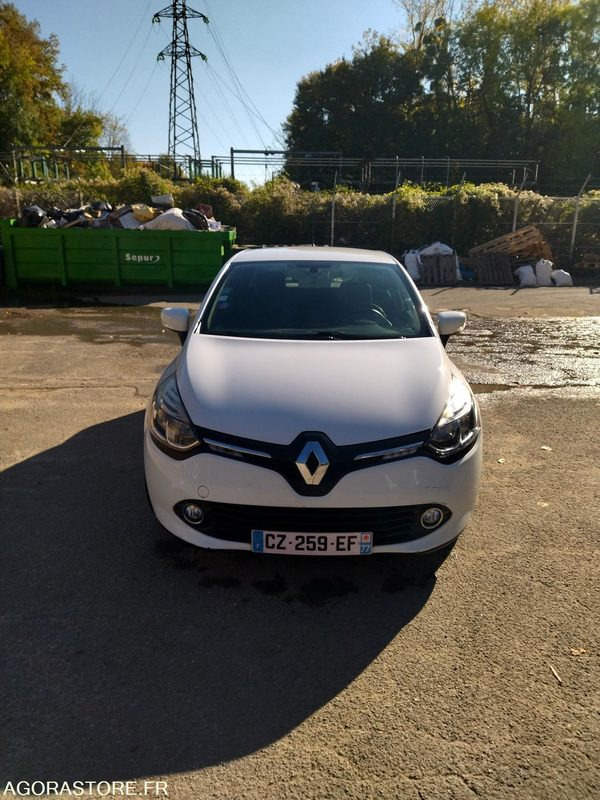 RENAULT CLIO DE 2013 AVEC 258818 KM - Лек автомобил: снимка 1 RENAULT CLIO DE 2013 AVEC 258818 KM - Лек автомобил: снимка 1