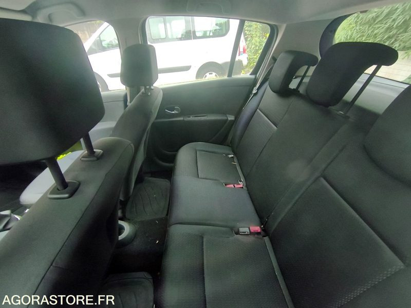 RENAULT CLIO III - Лек автомобил: снимка 4 RENAULT CLIO III - Лек автомобил: снимка 4