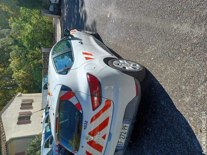 RENAULT CLIO SOCIETE / REF SCP : 1032 - Лек автомобил: снимка 2 RENAULT CLIO SOCIETE / REF SCP : 1032 - Лек автомобил: снимка 2