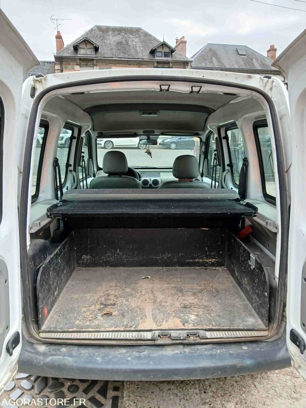 Лек автомобил RENAULT KANGOO 1.2: снимка 7