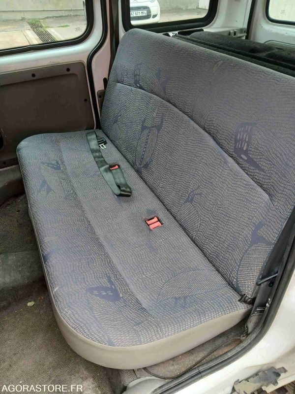 Лек автомобил RENAULT KANGOO 1.2: снимка 8
