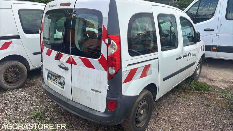 RENAULT - KANGOO - 2009 - 222767kms - Малък ван: снимка 4 RENAULT - KANGOO - 2009 - 222767kms - Малък ван: снимка 4
