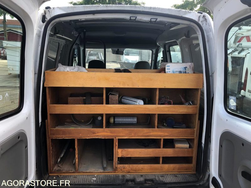 RENAULT KANGOO - Товарен бус: снимка 4 RENAULT KANGOO - Товарен бус: снимка 4