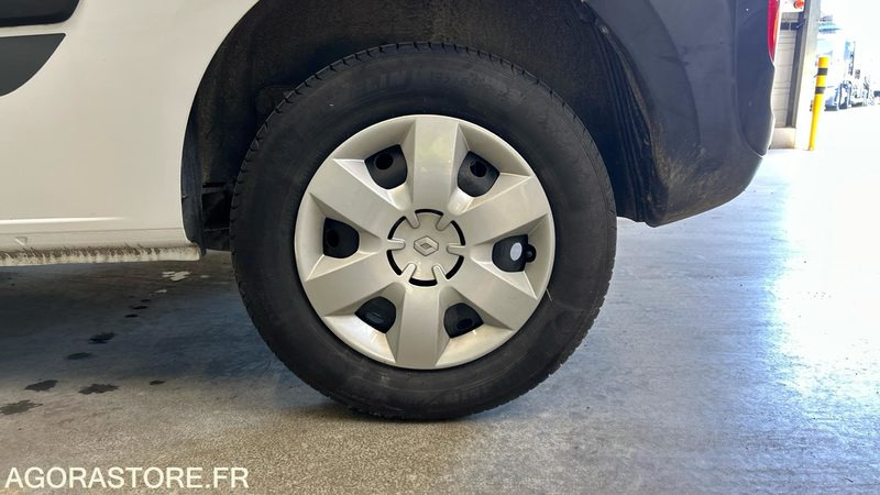 RENAULT KANGOO II MOTRICITE RENFORCEE 1ERE MAIN 2018 97800KMS CT OK - Малък ван: снимка 5 RENAULT KANGOO II MOTRICITE RENFORCEE 1ERE MAIN 2018 97800KMS CT OK - Малък ван: снимка 5