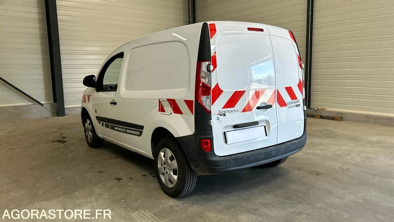 RENAULT KANGOO II MOTRICITE RENFORCEE 1ERE MAIN 2018 97800KMS CT OK - Малък ван: снимка 1 RENAULT KANGOO II MOTRICITE RENFORCEE 1ERE MAIN 2018 97800KMS CT OK - Малък ван: снимка 1