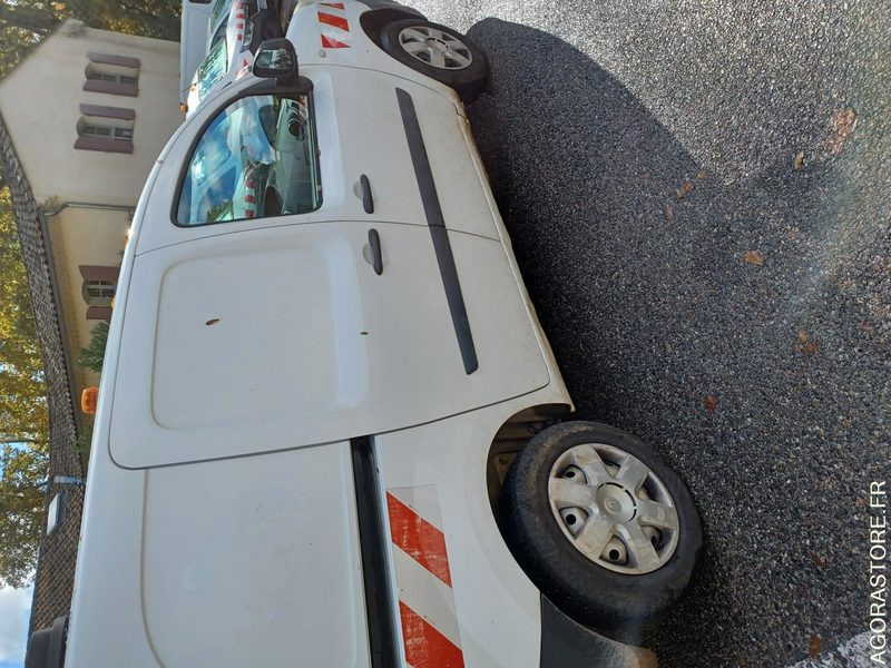 RENAULT KANGOO / REF SCP : 987 - Товарен бус: снимка 2 RENAULT KANGOO / REF SCP : 987 - Товарен бус: снимка 2