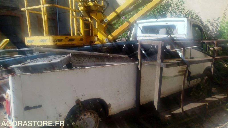 RENAULT MASTER - 2002 - Товарен бус: снимка 1 RENAULT MASTER - 2002 - Товарен бус: снимка 1