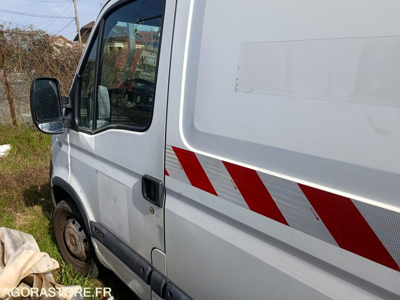 RENAULT MASTER - 2004 - 185782km - Товарен бус: снимка 1 RENAULT MASTER - 2004 - 185782km - Товарен бус: снимка 1