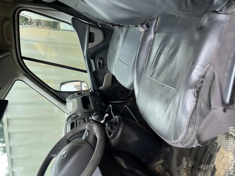 RENAULT MASTER 7 PLACES AVEC GALERIE - 2016 / 220754KM (N° 244) - Товарен бус: снимка 5 RENAULT MASTER 7 PLACES AVEC GALERIE - 2016 / 220754KM (N° 244) - Товарен бус: снимка 5