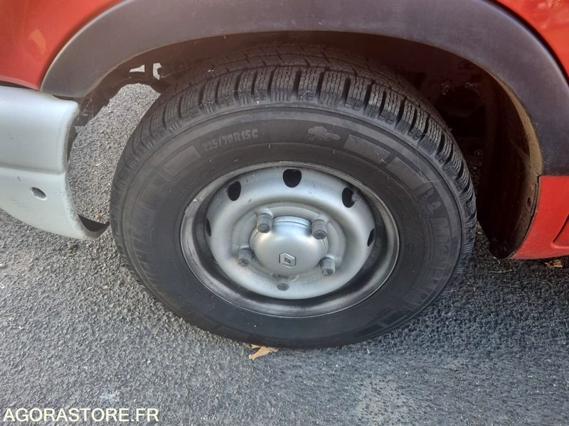 RENAULT MASTER - CT 770 PE - 2000 - Товарен бус: снимка 5 RENAULT MASTER - CT 770 PE - 2000 - Товарен бус: снимка 5