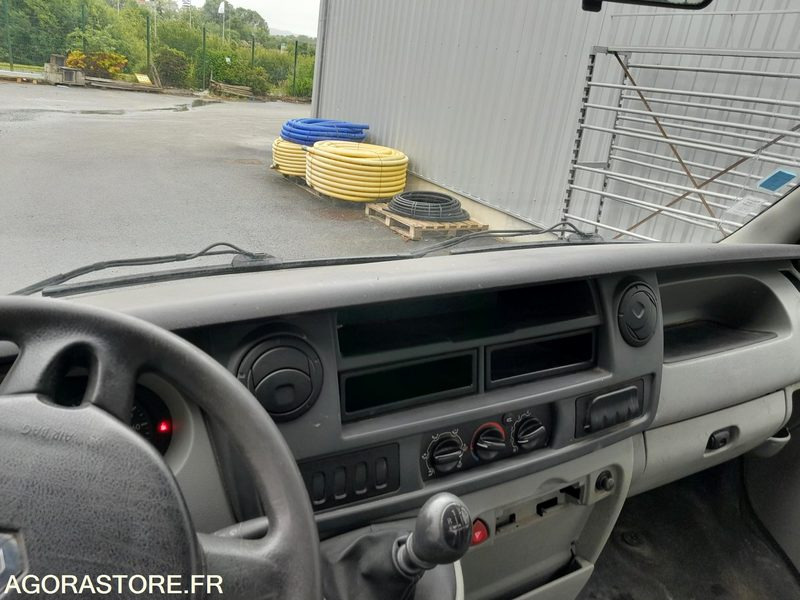 RENAULT MASTER FW 505 JD, 223 660kms? ANNEE 2006 - Бус самосвал: снимка 5 RENAULT MASTER FW 505 JD, 223 660kms? ANNEE 2006 - Бус самосвал: снимка 5