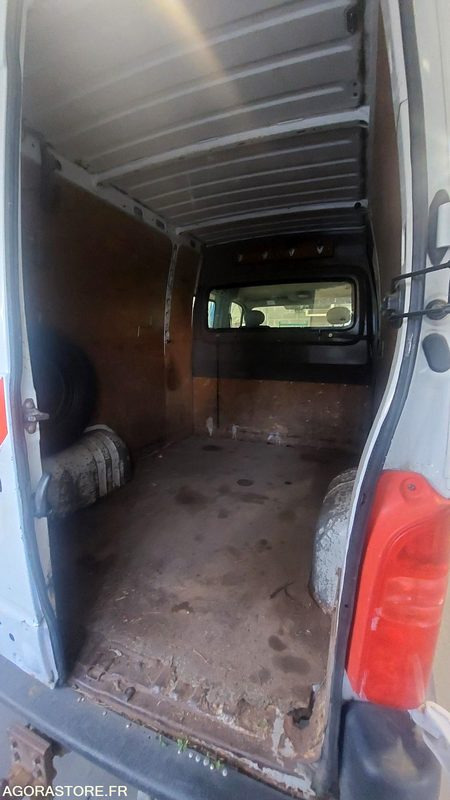 RENAULT MASTER II L2H2 94527 kms 1998 - Товарен бус: снимка 4 RENAULT MASTER II L2H2 94527 kms 1998 - Товарен бус: снимка 4