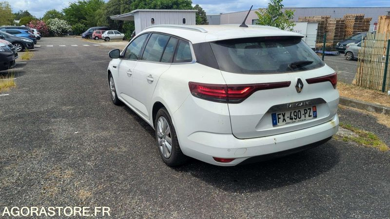 RENAULT MÉGANE 126390kms - 2021 - Комби: снимка 4 RENAULT MÉGANE 126390kms - 2021 - Комби: снимка 4