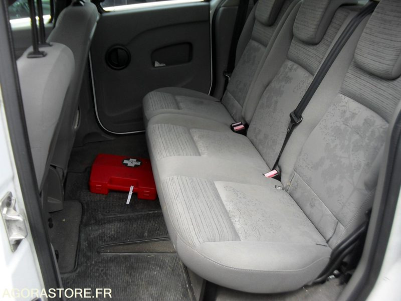 RENAULT NEW KANGOO - Лек автомобил: снимка 5 RENAULT NEW KANGOO - Лек автомобил: снимка 5