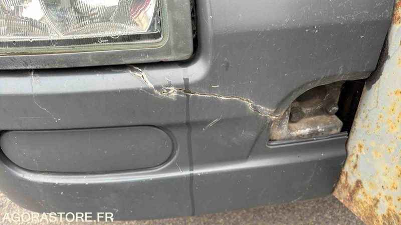 RENAULT PREMIUM - 2006 - 133601 KM - Бус самосвал: снимка 4 RENAULT PREMIUM - 2006 - 133601 KM - Бус самосвал: снимка 4
